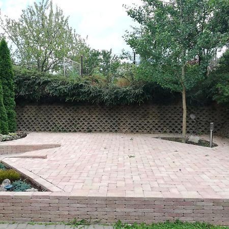 Baláca Panzió Veszprém Exterior foto