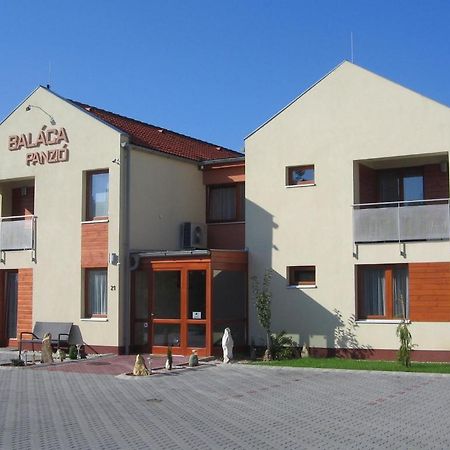 Baláca Panzió Veszprém Exterior foto