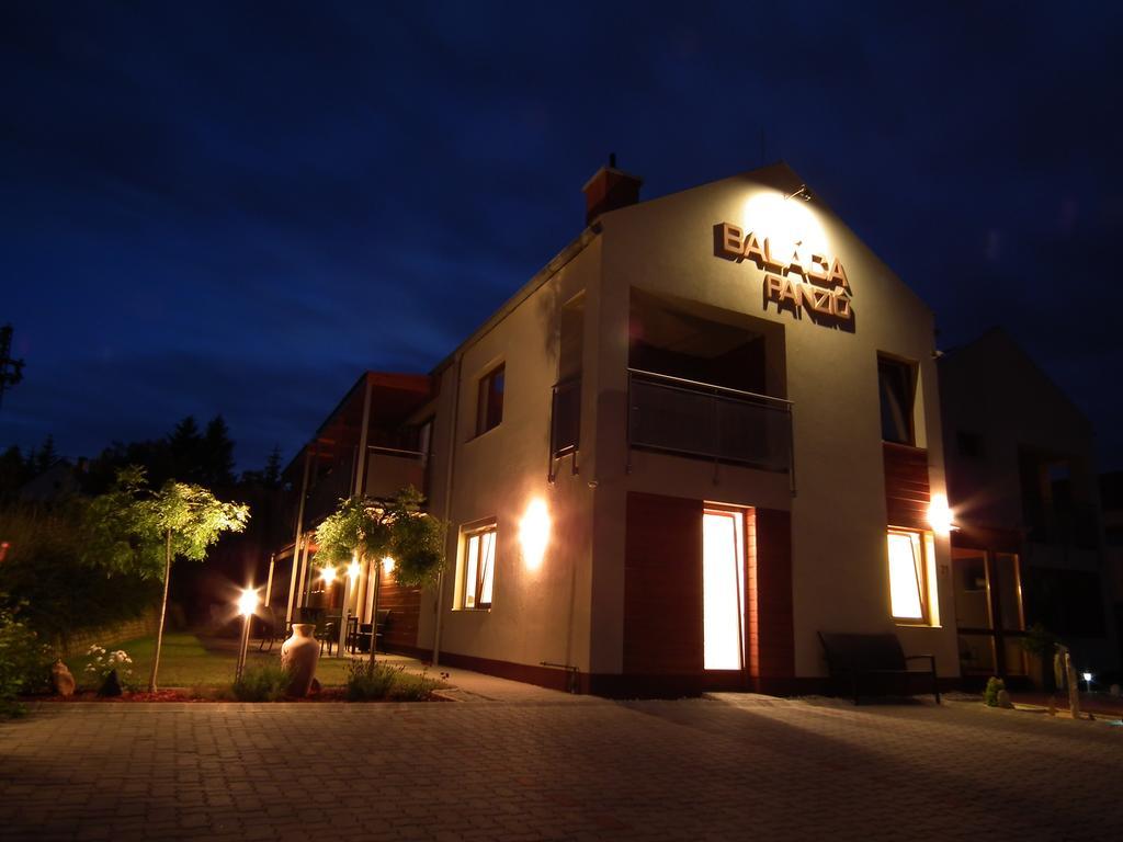 Baláca Panzió Veszprém Exterior foto