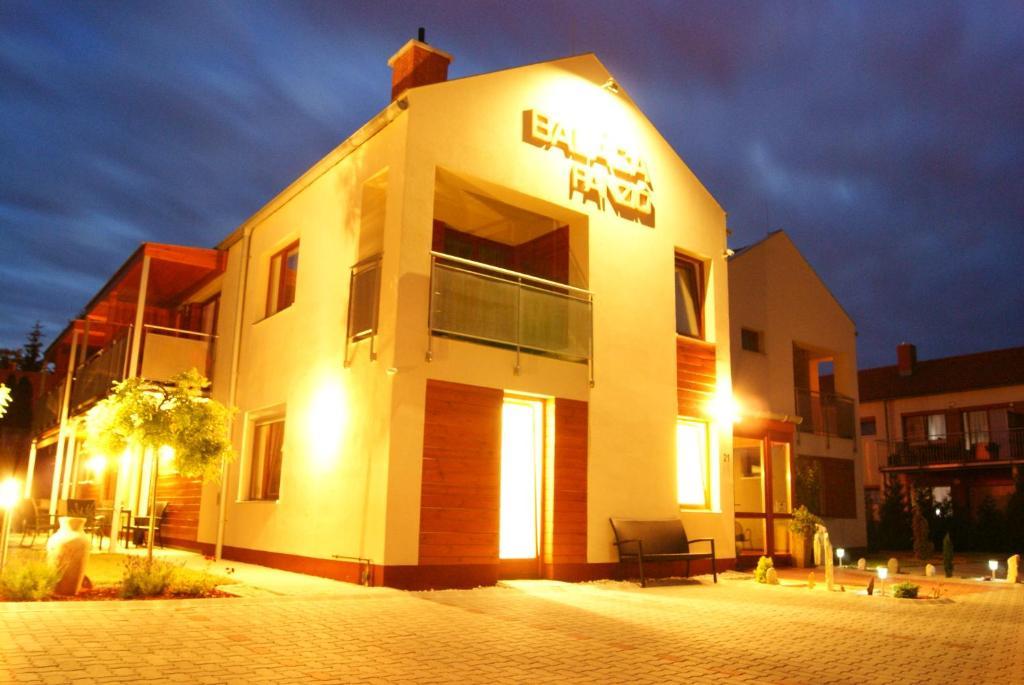 Baláca Panzió Veszprém Exterior foto
