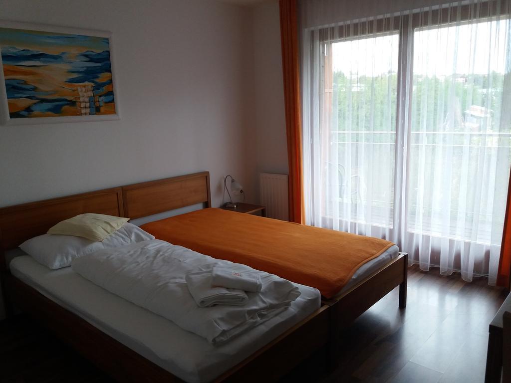 Baláca Panzió Veszprém Exterior foto
