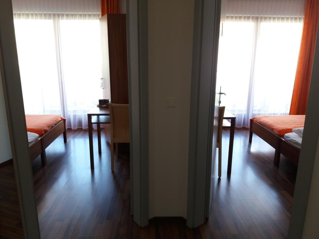 Baláca Panzió Veszprém Exterior foto